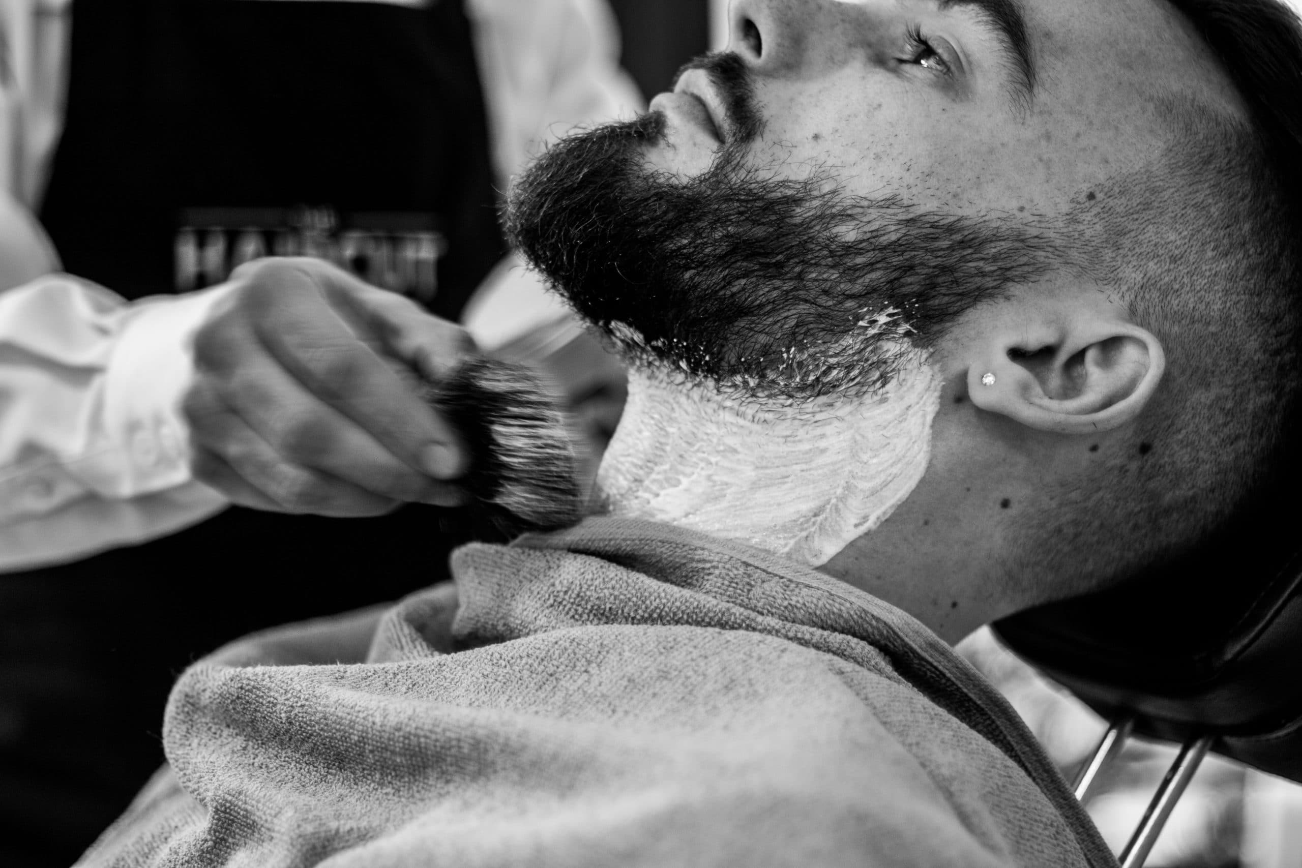 Comment tracer les contours de sa barbe ?